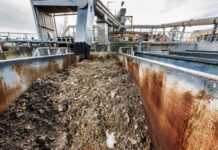 Bad flushing habits swirling around