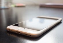 Scammers target tax time