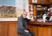 Flinders Ranges Council appoint artist George Aldridge