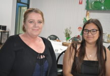 Pireans out on the town