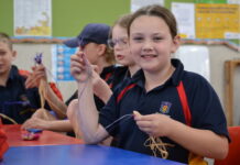 St Marks weaves, learns