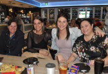 Pireans out on the town