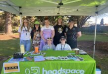 Amazing racers have fun