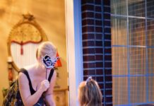 Halloween tips to stay safe