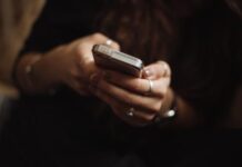 Algal bloom hotline launched