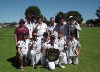 South Port win double flag